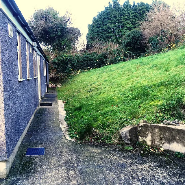 Llanrhidian Community Hall Garden